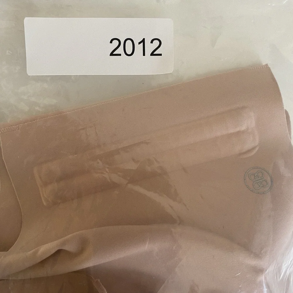 HONEYLOVE Size 1X Light Beige Full Figure Removable Cups Wireless‎ Pullover Bra